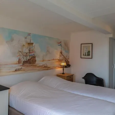 Hotel-restaurant Loodsmans Welvaren Bv Hotel Den Hoorn (North Holland)
