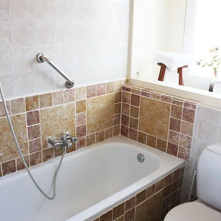 Hotel-restaurant Loodsmans Welvaren מלון דן הורן